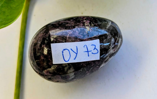 OY 73 Tourmaline rose Oeuf de Yoni