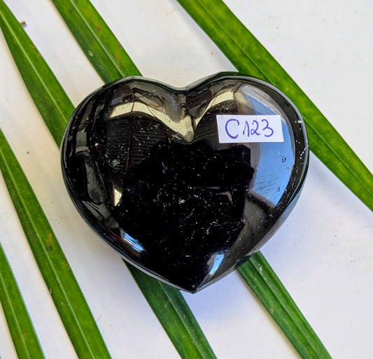 C123 Tourmaline noire Coeur