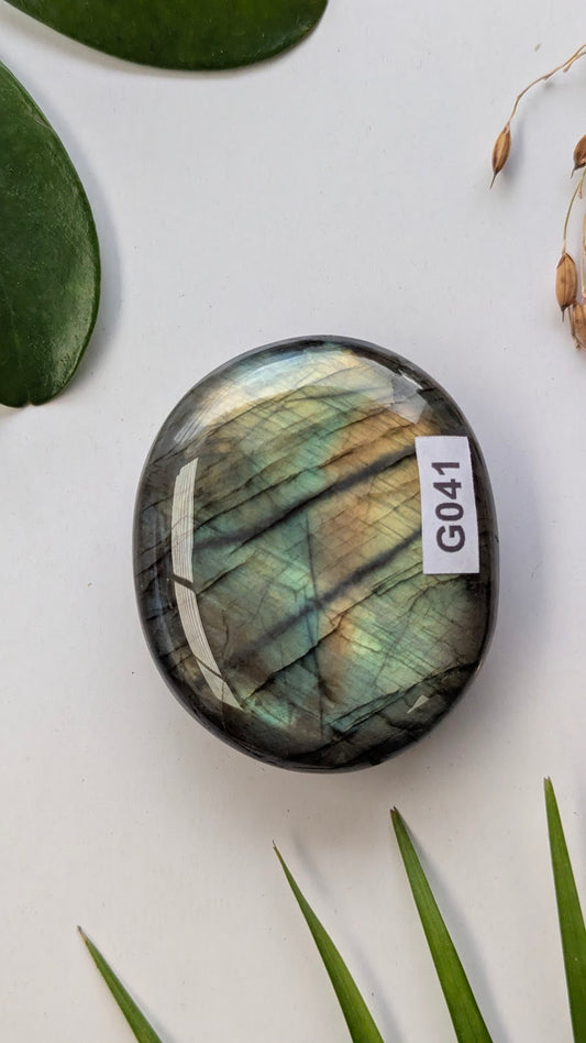 G041 Labradorite galet