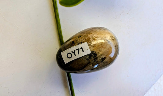 OY71 Pierre de Lune Oeuf de Yoni