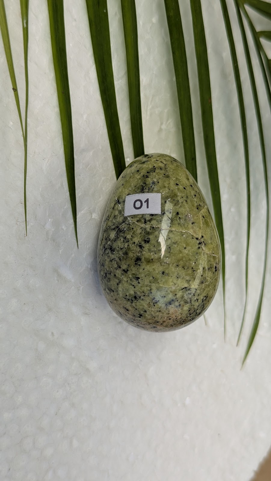 O1 Opale verte Oeuf