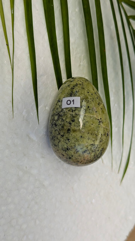 O1 Opale verte Oeuf