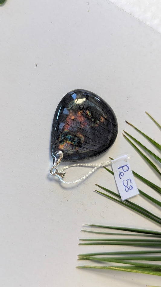 Pe 58 Pendentif Labradorite Goutte
