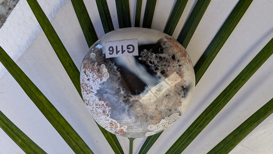 G116 Agate rubanée Galet