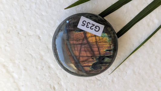 G235 Labradorite Galet