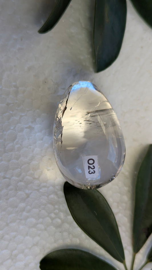O23 Cristal de roche Oeuf