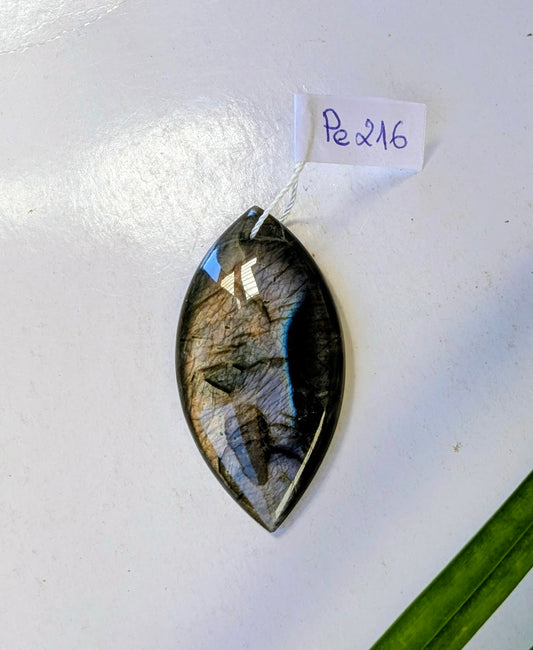 Pe 216 Labradorite pendentif