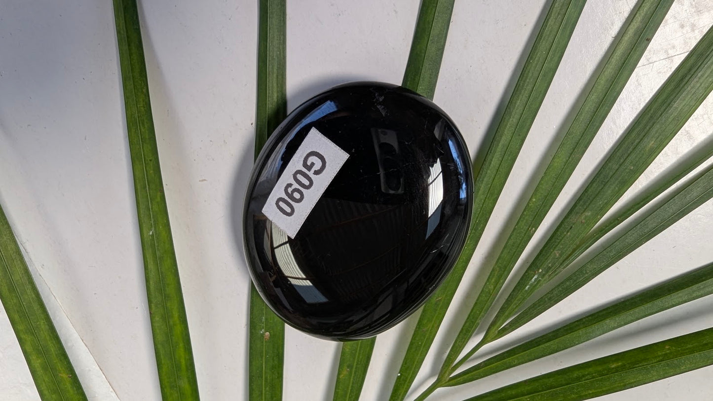 G090 Tourmaline noire galet