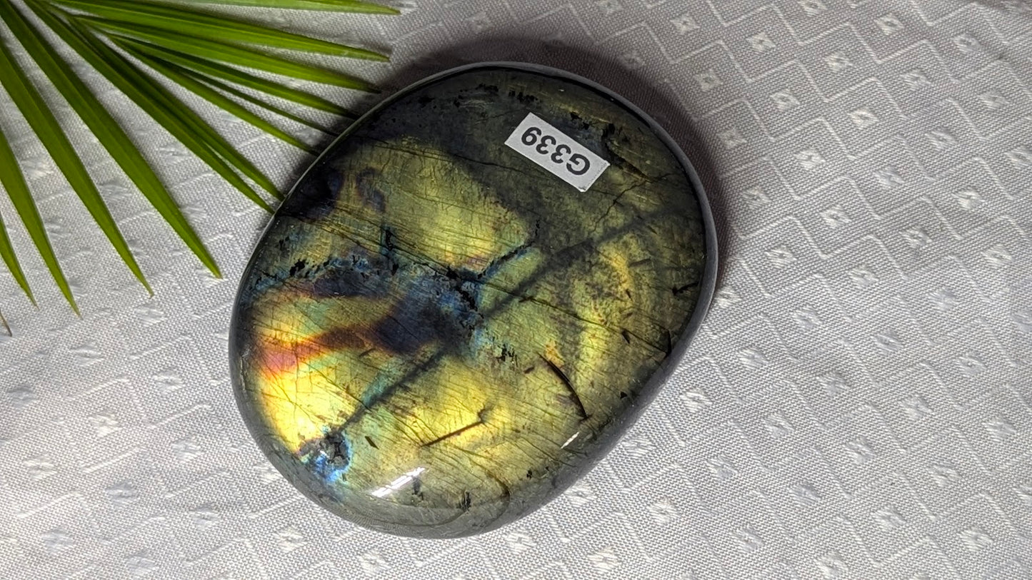 G339 Labradorite galet