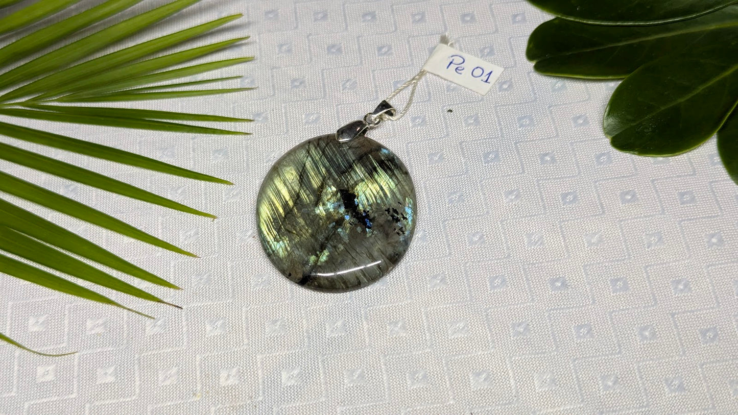 Pe 01 Pendentif Labradorite Ovale