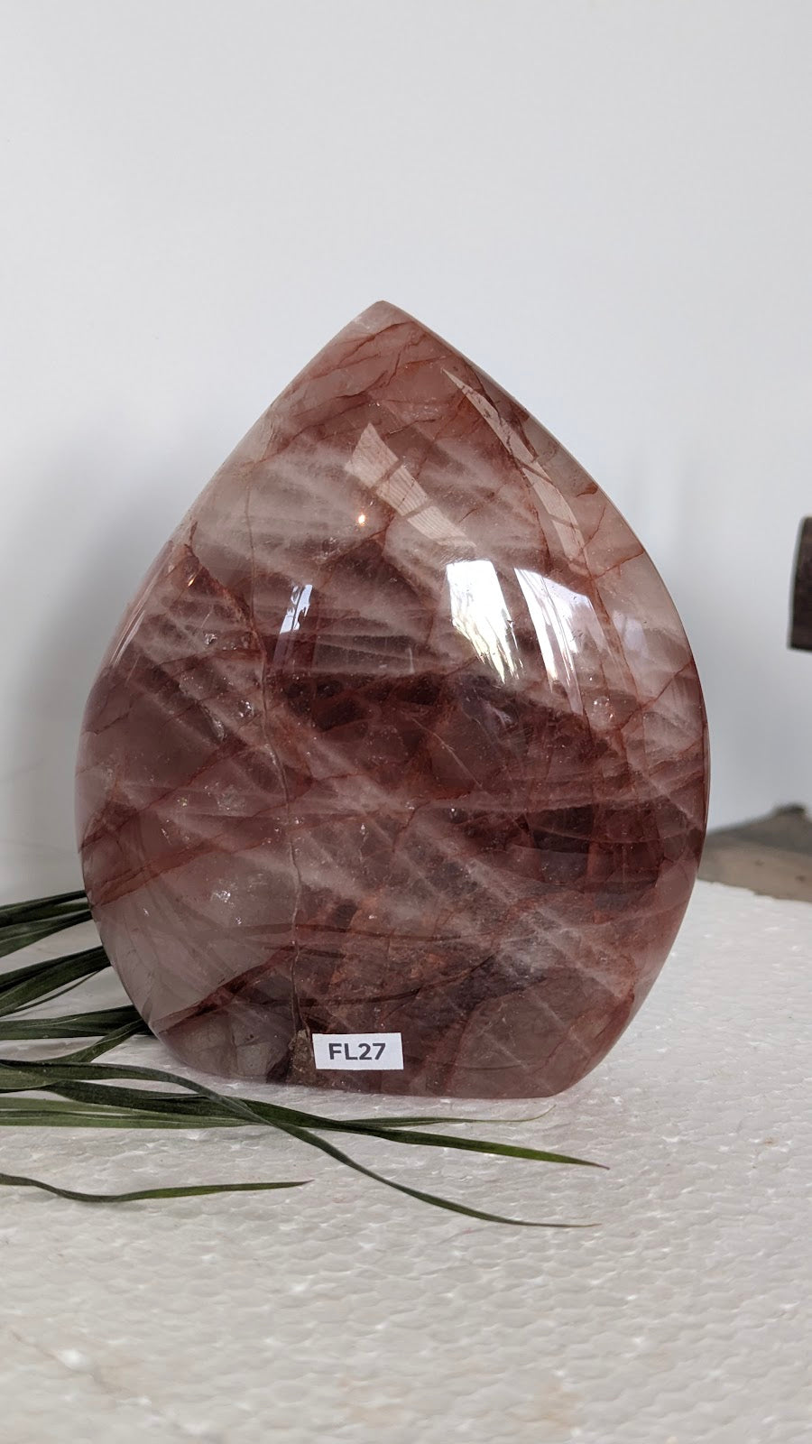 FL27 Quartz Hematoide Forme flamme