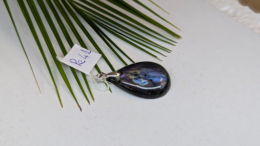 Pe 41 Pendentif Labradorite Goutte
