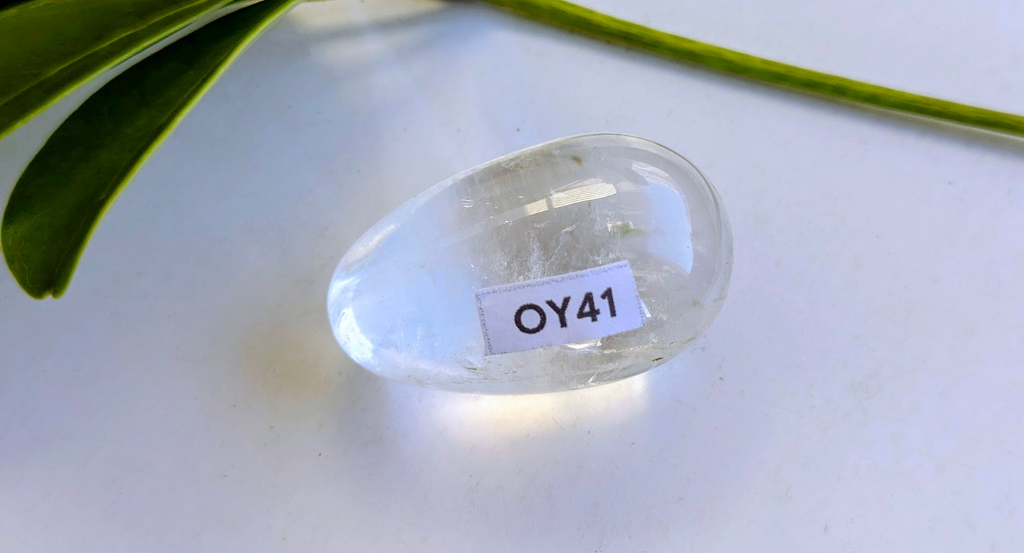 OY41 Quartz Oeuf de Yoni