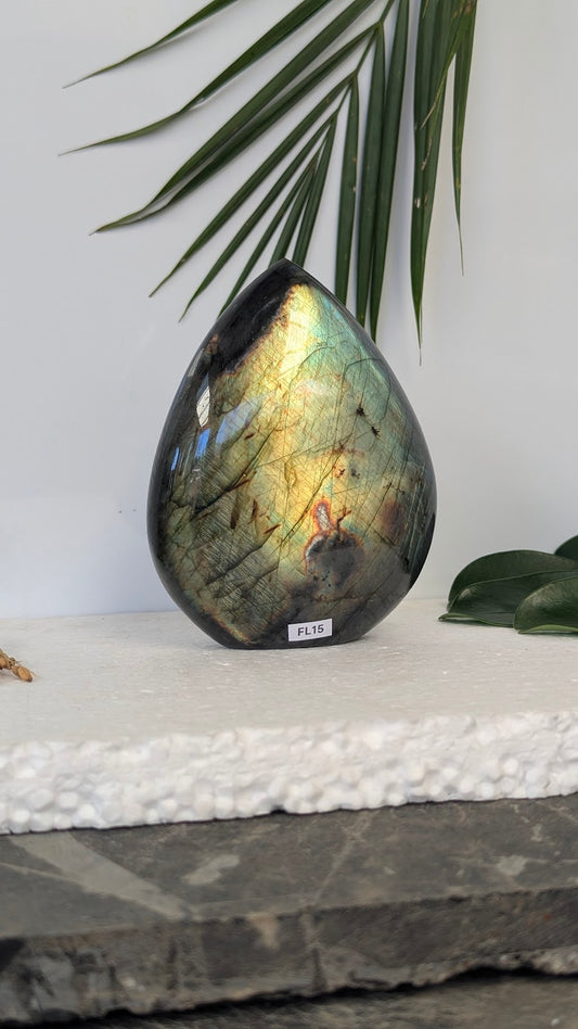 FL15 Labradorite Forme libre