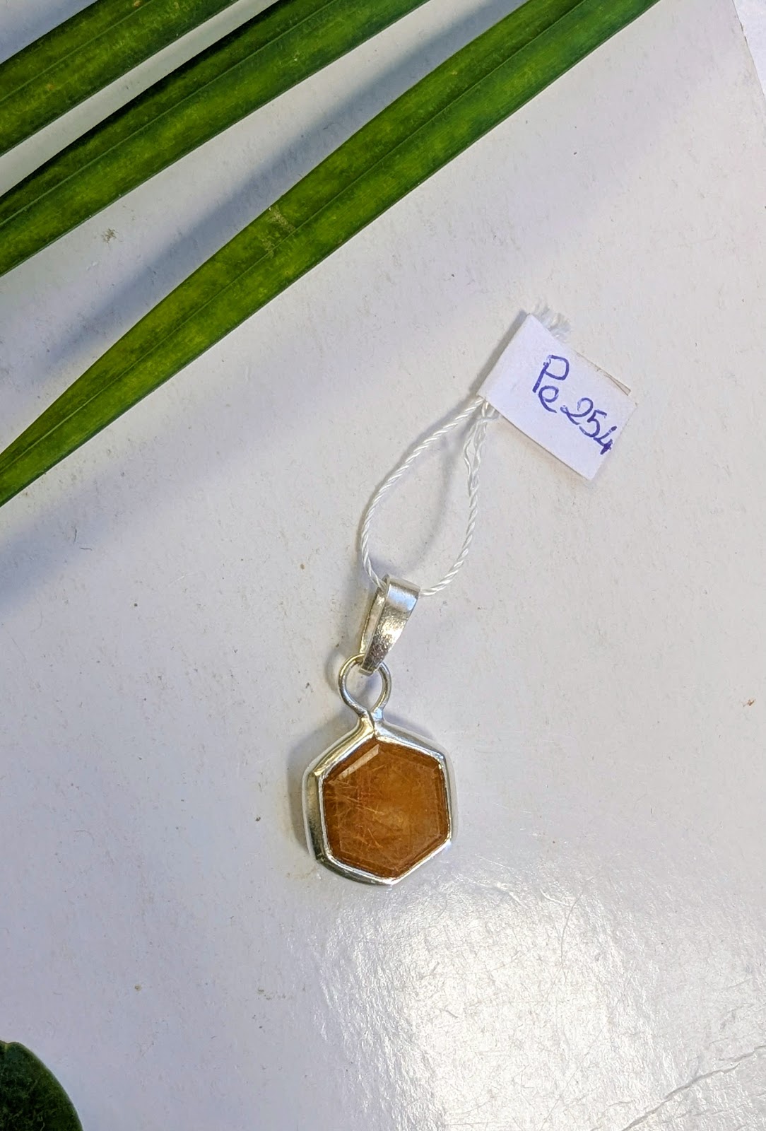 Pe 254 Quartz rutile Pendentif