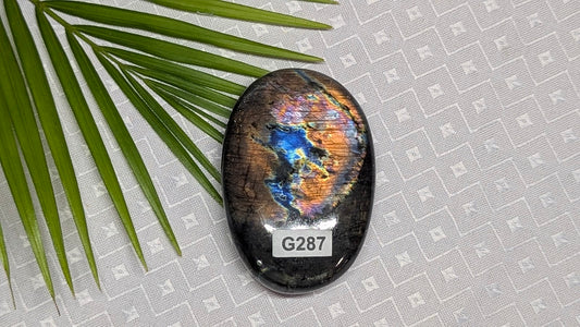 G287 Labradorite galet