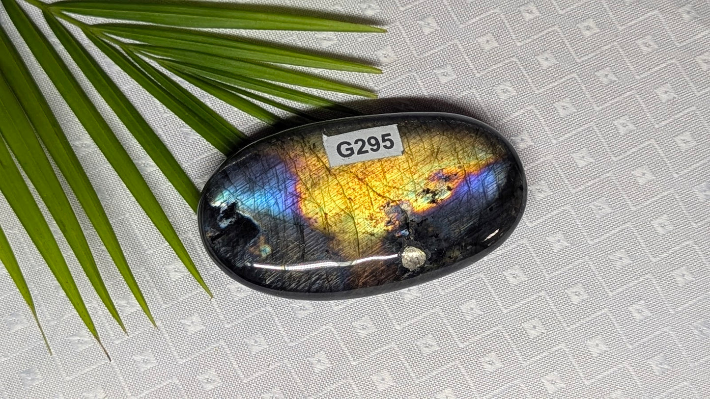 G295 Labradorite galet
