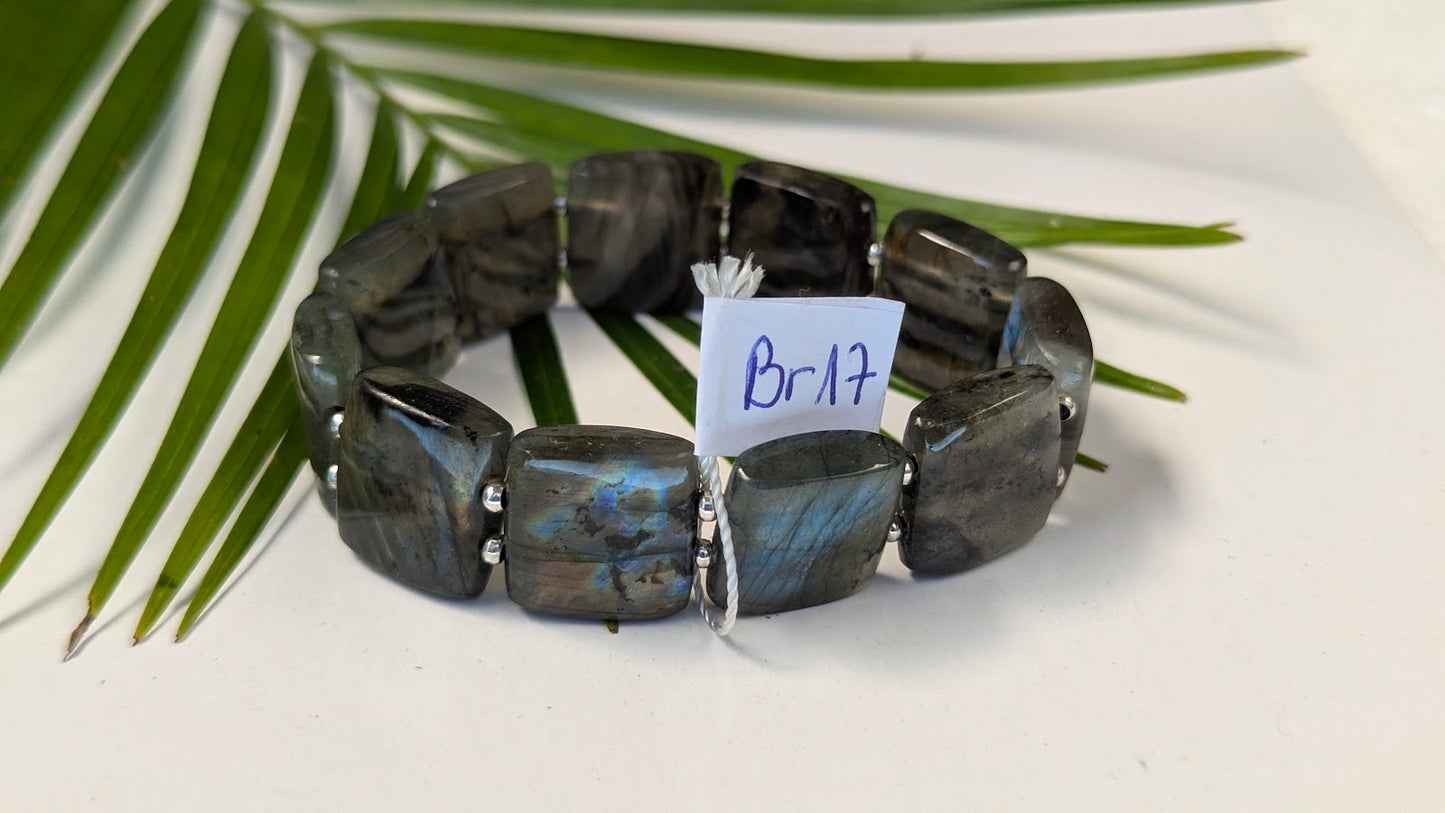 Br17 Labradorite bracelet