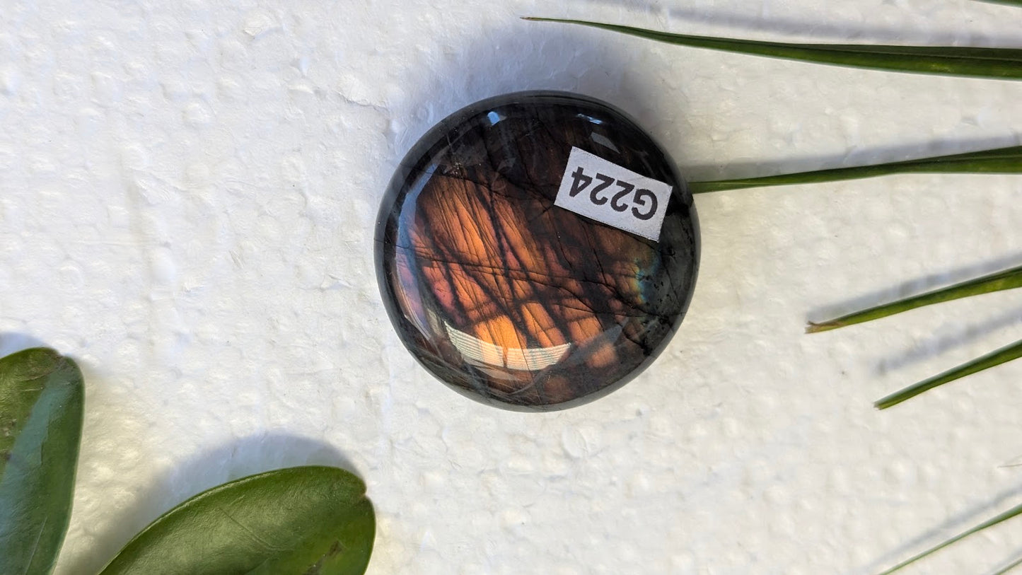 G224 Labradorite Galet