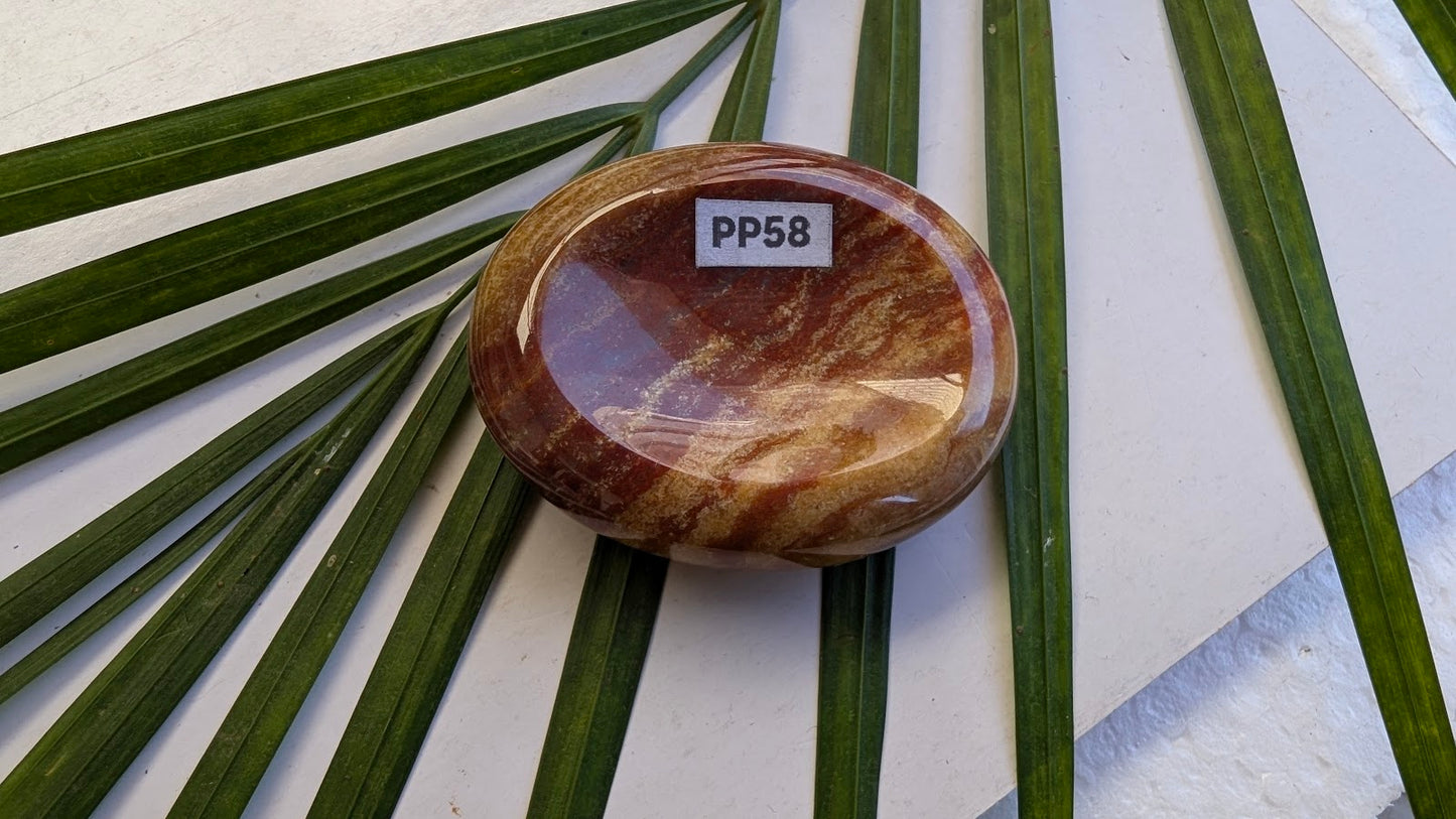 PP58 Jaspe Rouge Pierre de pouce