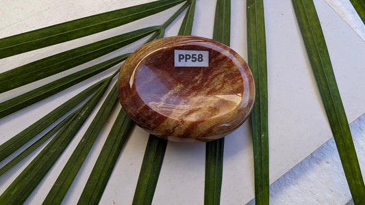 PP58 Jaspe Rouge Pierre de pouce