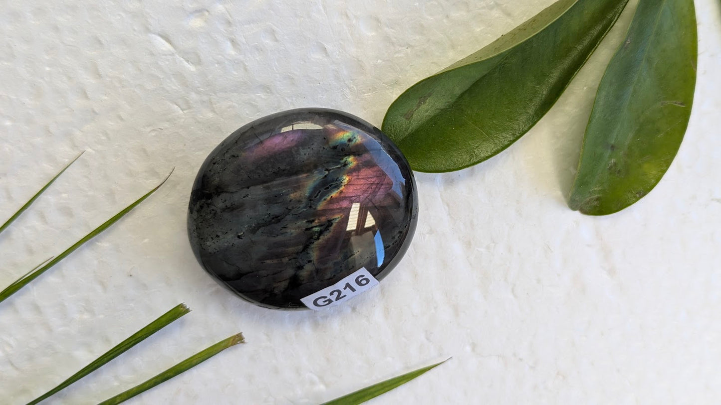 G216 Labradorite Galet