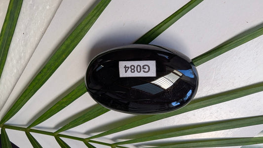 G084 Tourmaline noire galet