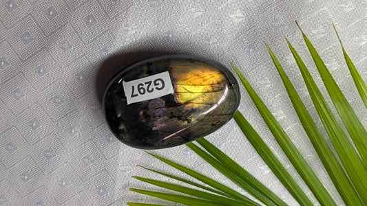 G297 Labradorite galet
