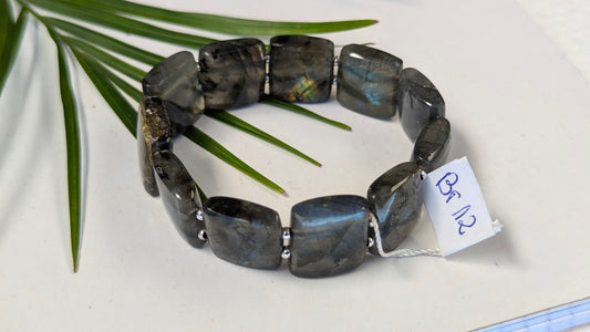 Br12 Labradorite bracelet