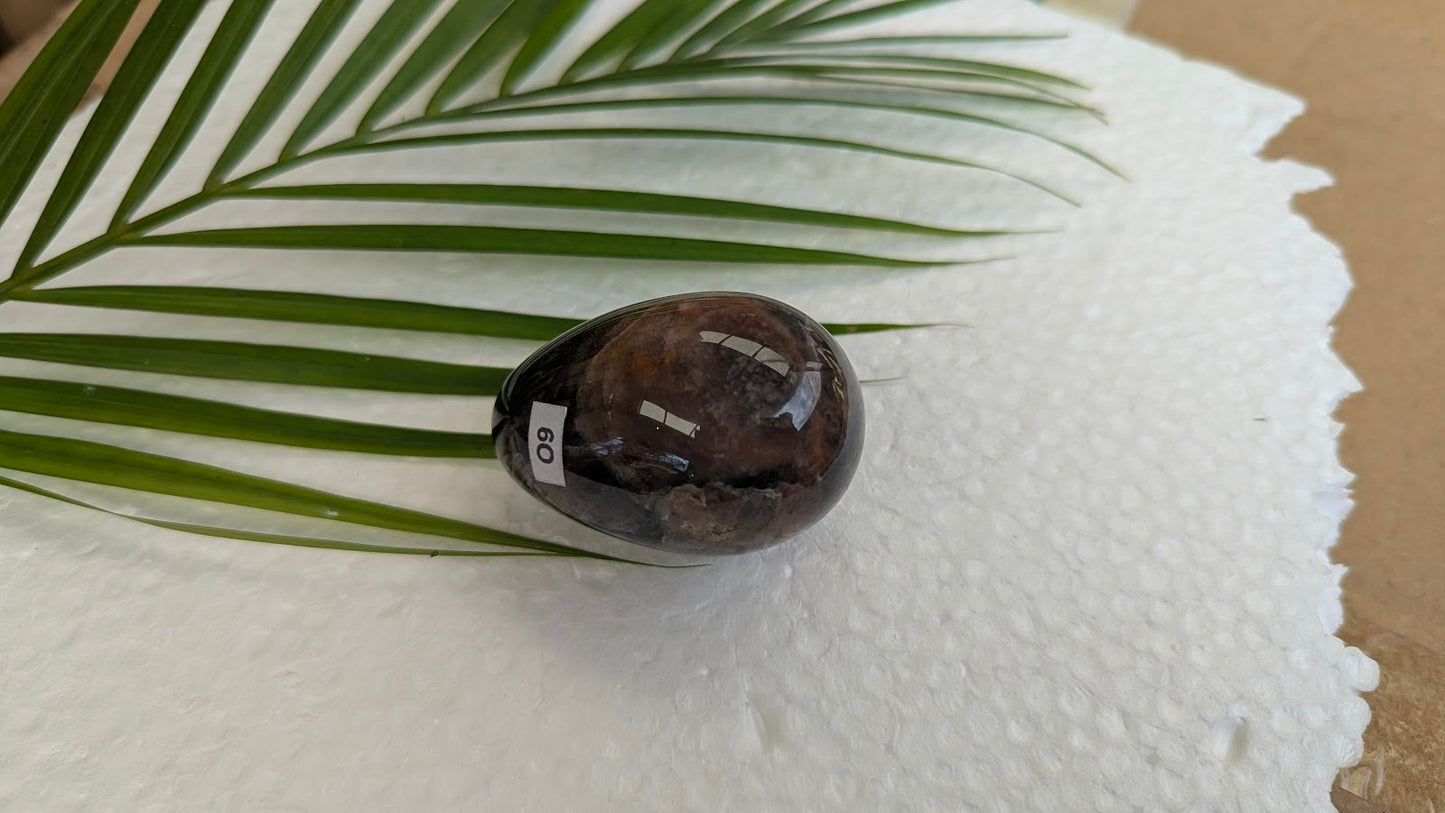 O9 Quartz fumé Oeuf