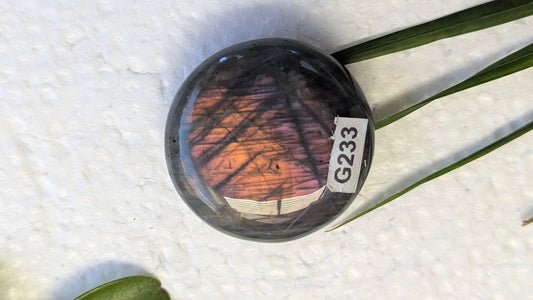 G233 Labradorite Galet